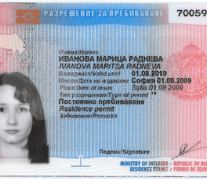 Tłumaczenie przysięgłe zezwolenia na pobyt tymczasowy z Bułgarii na język polski – online