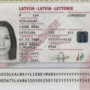 Tłumaczenie przysięgłe paszportu z Łotwy na język polski – online
