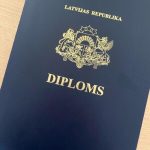 Tłumaczenie przysięgłe dyplomu ukończenia studiów z Łotwy na język polski – online